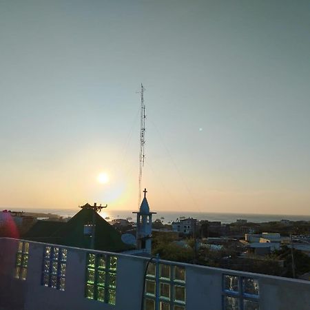 Апартаменты La Casa De Amelia Пуэрто-Бакерисо-Морено Экстерьер фото